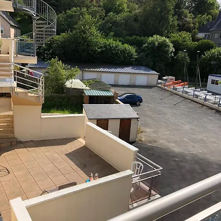 Terrasses De La Brehec 플루하